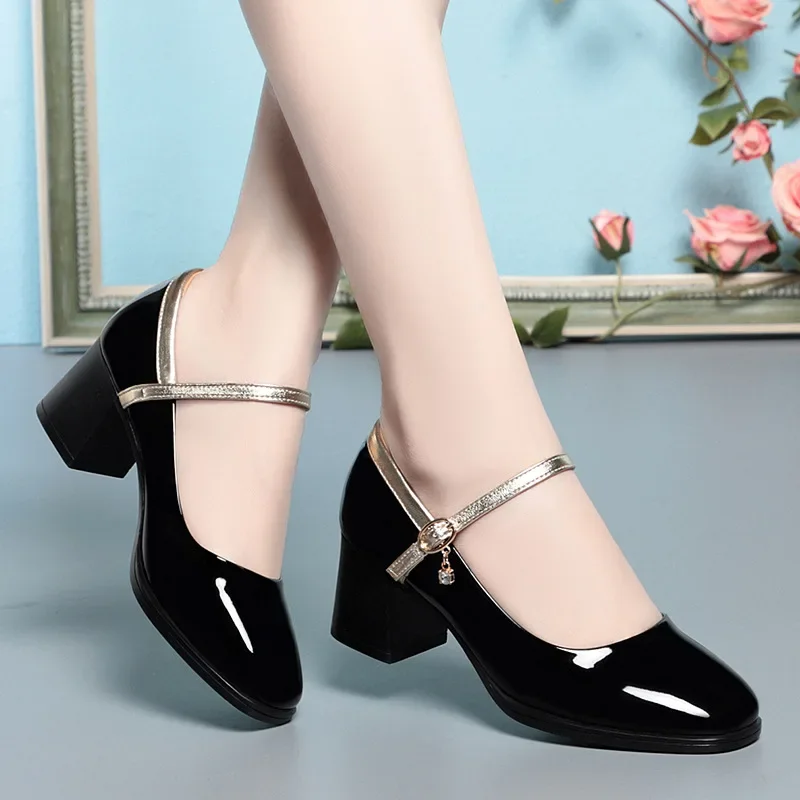 5.5cm Vintage Shallow Bright Leather Mary Janes Women 2024 Spring Med Block Heels Shoes Black Beige for Office Dance Mom