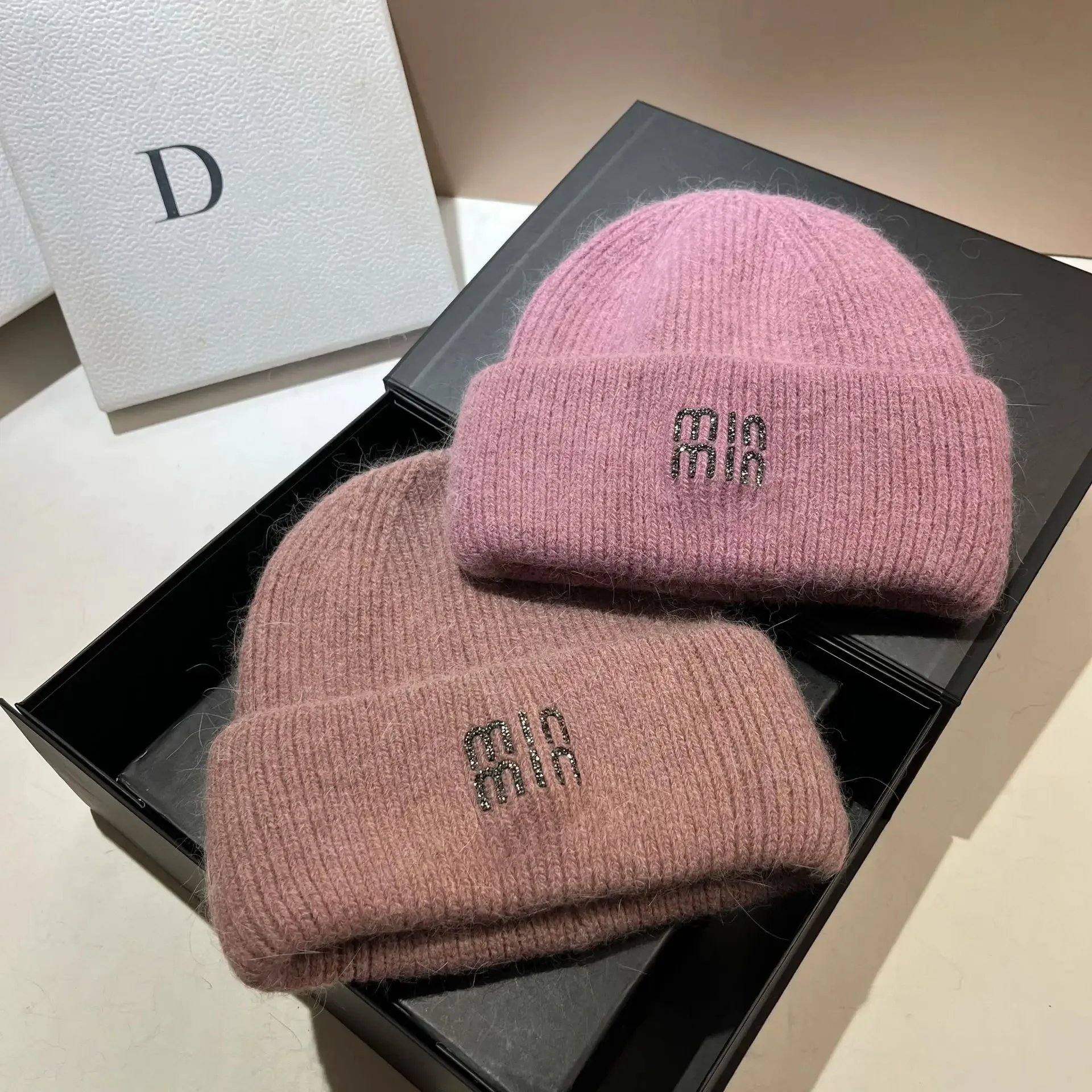 أرنب الشعر MIN نمط جديد رشاقته مزدوجة مطوية حافة محبوك قبعة الشتاء أفخم قبعة في الهواء الطلق بأسعار معقولة الفاخرة الدافئة مجموعة قبعة الرأس #5