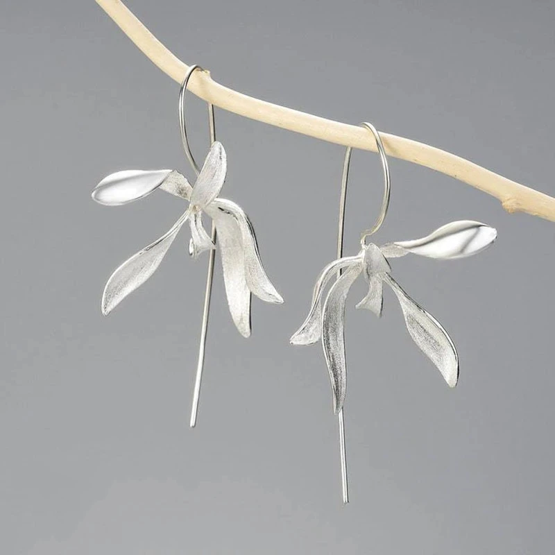 Exquisite Blooming Flower Hook Earrings Simple Accessories Gold Silver Color Plant Drop Dangle Earrings