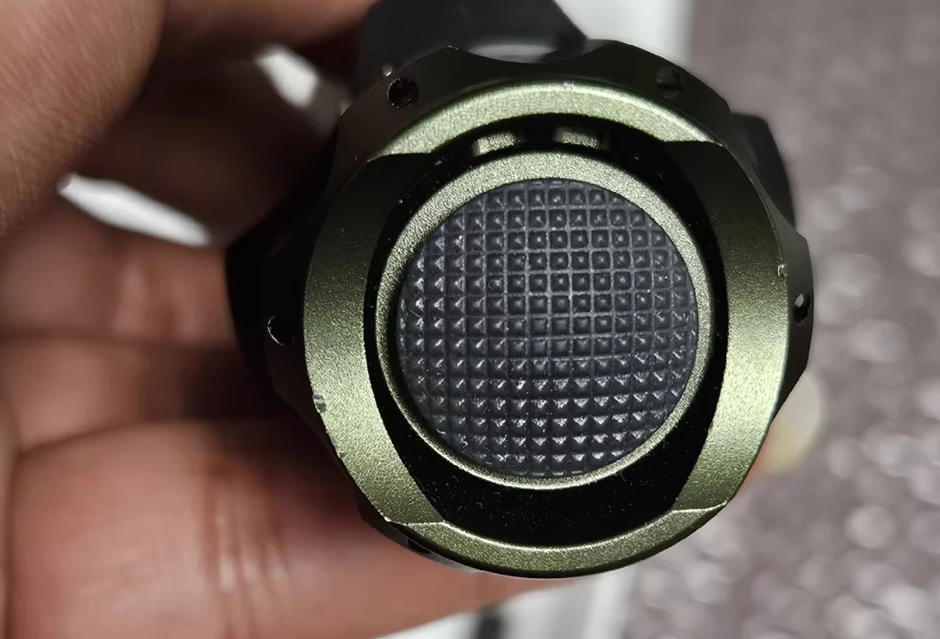 Used EDC FW3 integrates distance and proximity flashlight Decompression toys