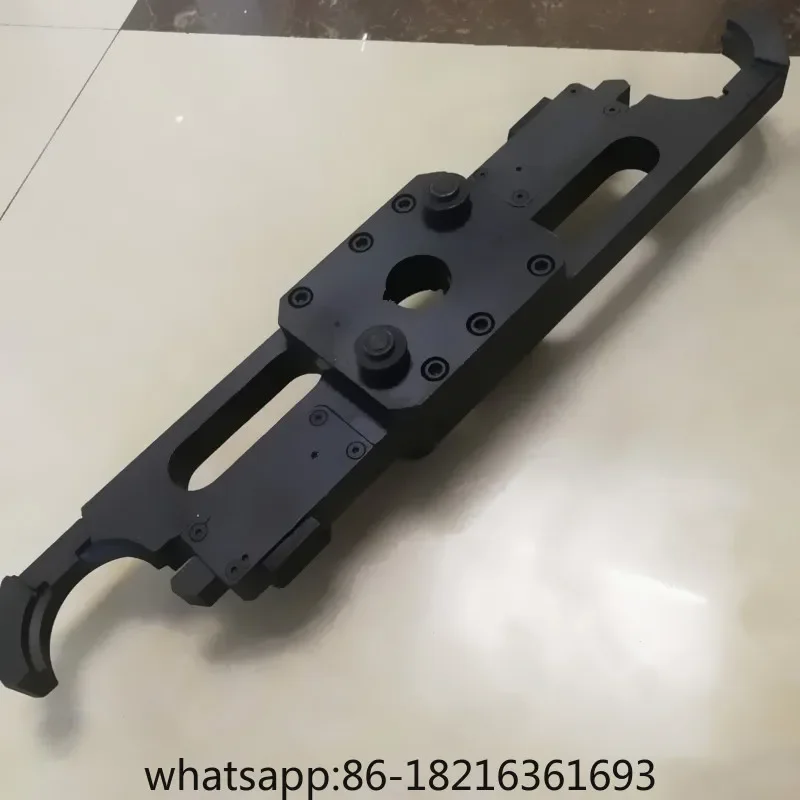 First round BT50 center to center distance 600, 700, 800, tool change arm robot arm positioning block tool library accessories