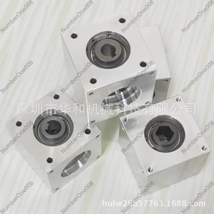 42x42mm 1:1 90 Degree Right Angle Small Bevel Gearbox Shaft Bore with Keyway Hex D-Hole