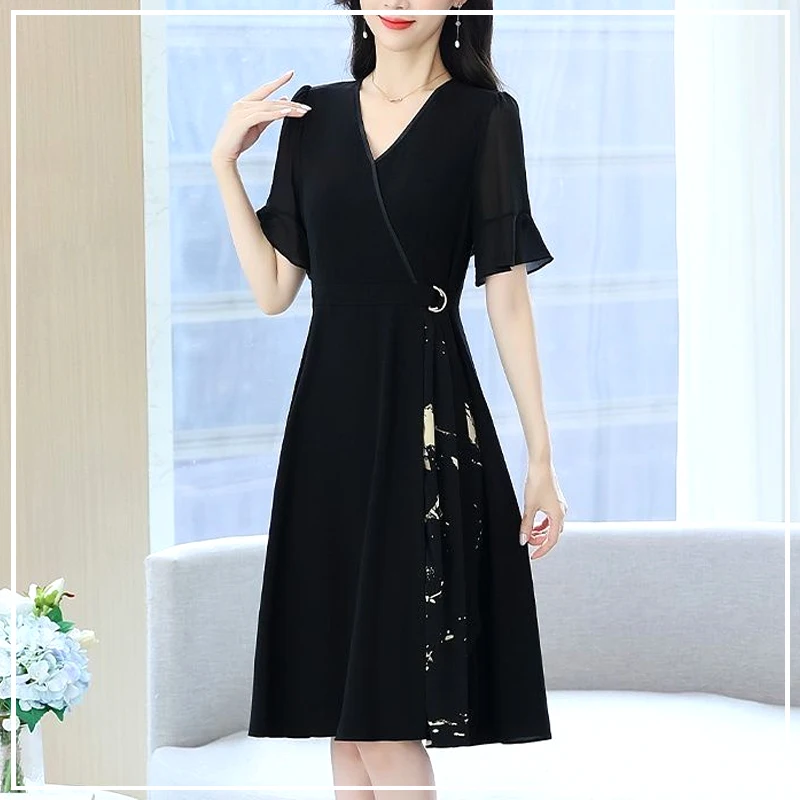 2024 New Summer Fashionable and Elegant Socialite Style High-end V-neck Tie Up Waist Patchwork Printed Western-style Dress