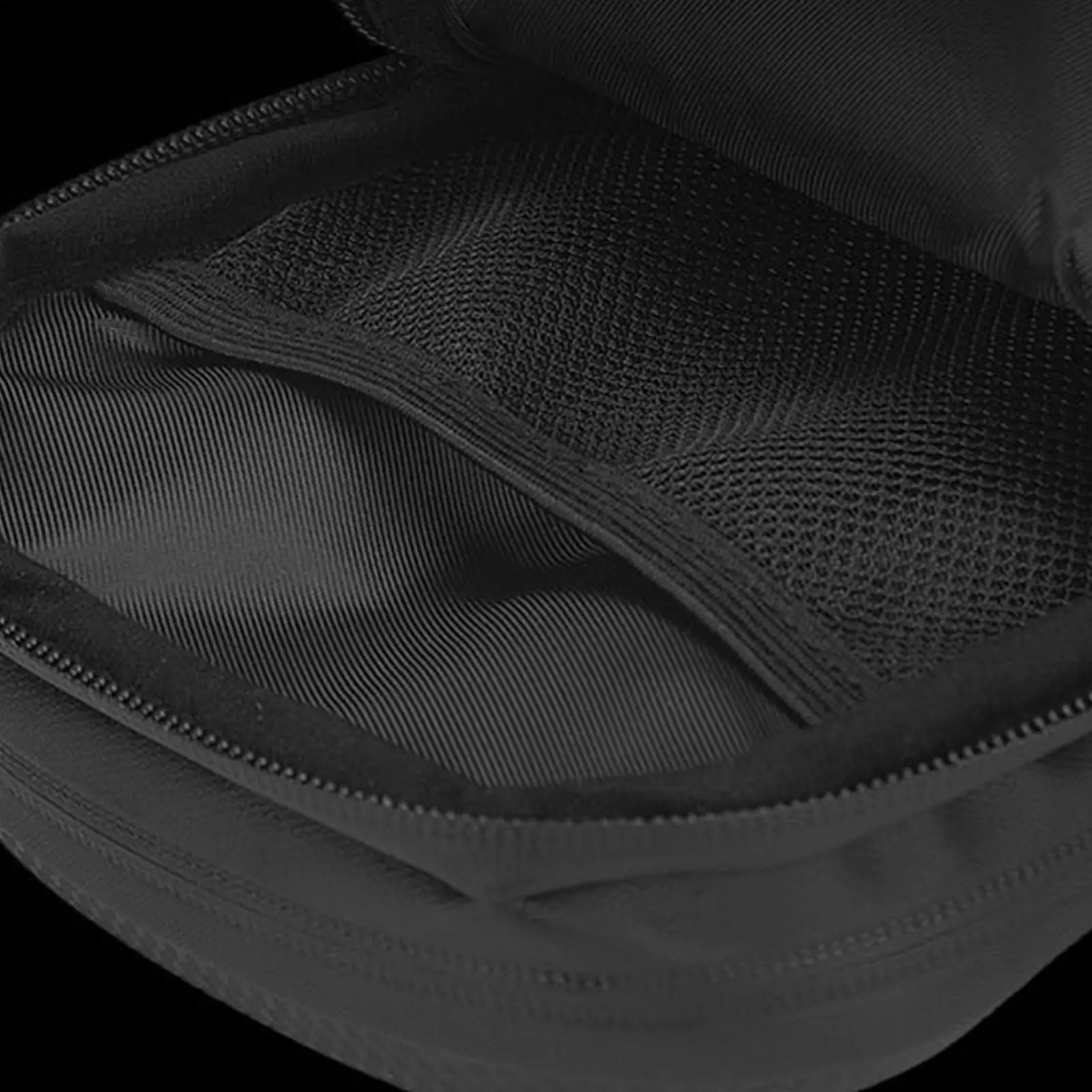 

Motorcycle Leg Bag for Men Waterproof Cycling Waist Pouch mountain Road Bike for Riders Bikers Motorcyclists Daily Commuting