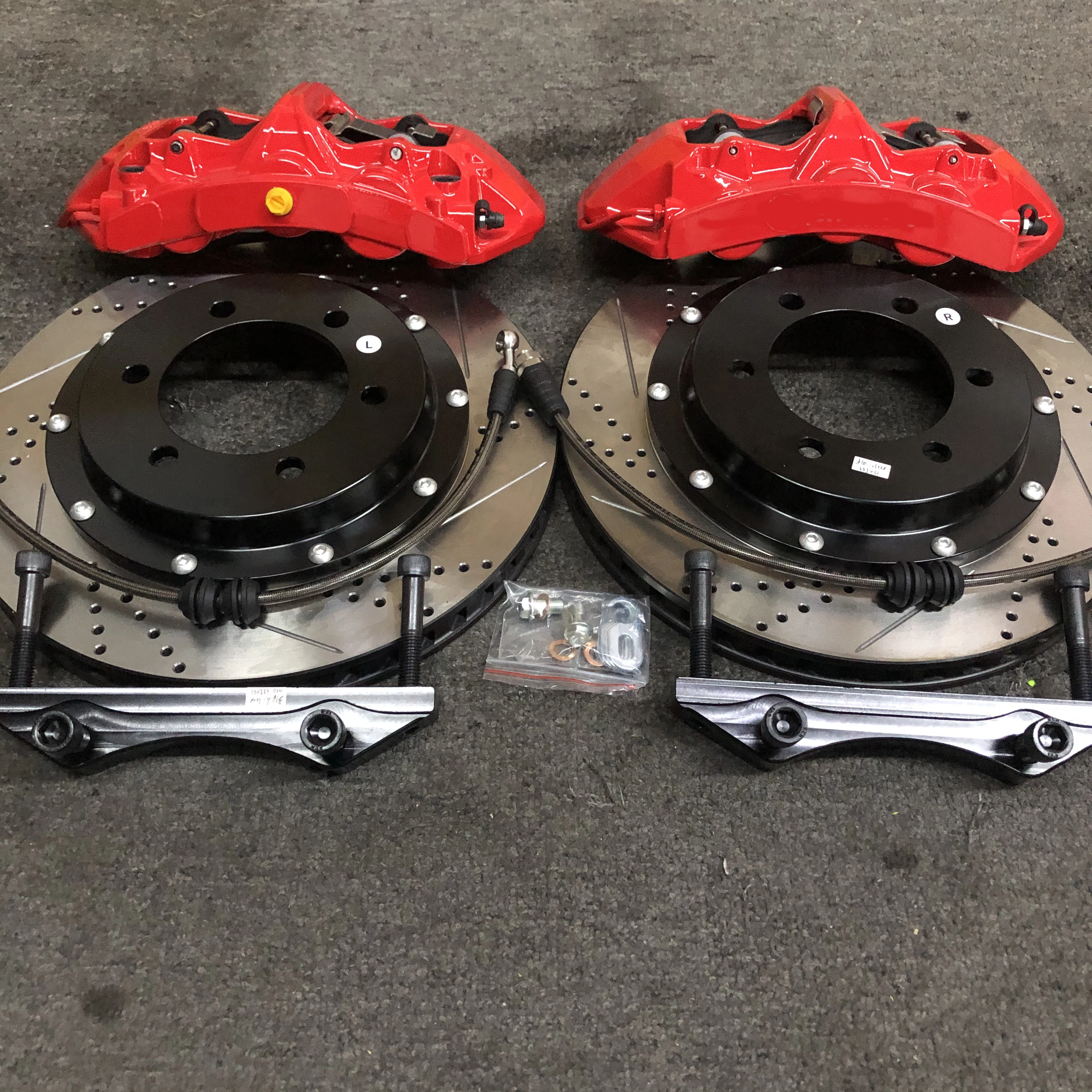 

Dicase Racing Brake Caliper Kit Front and Rear With 6 pot Gold Caliper and Raer 4 pot brake kit for Mazda cx-5