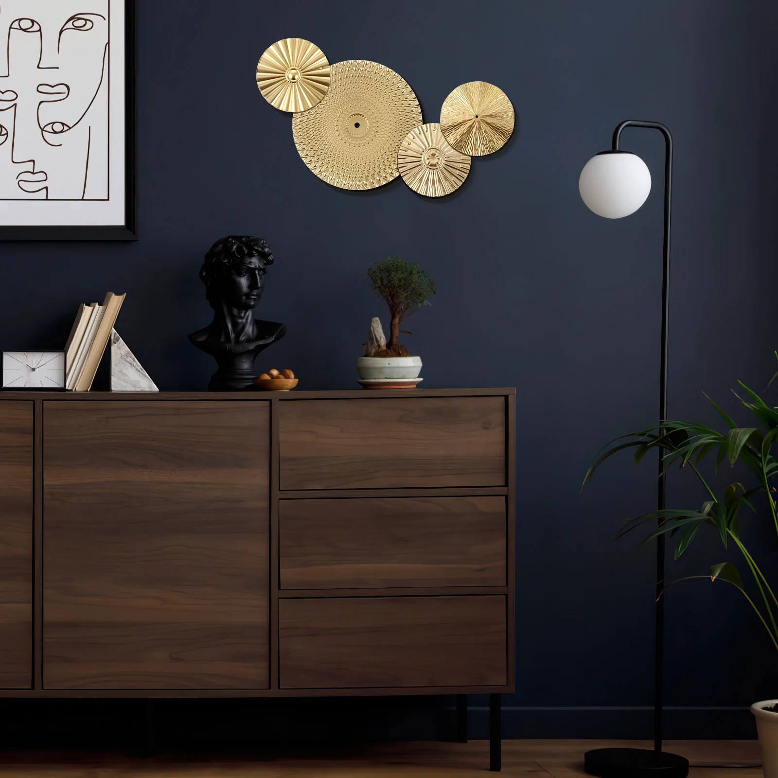 

Metal Wall Decor 4 Pieces Modern Home Wall Art Hanging Ornament for Living Room Bedroom Interior Decoration Stylish Metal Discs