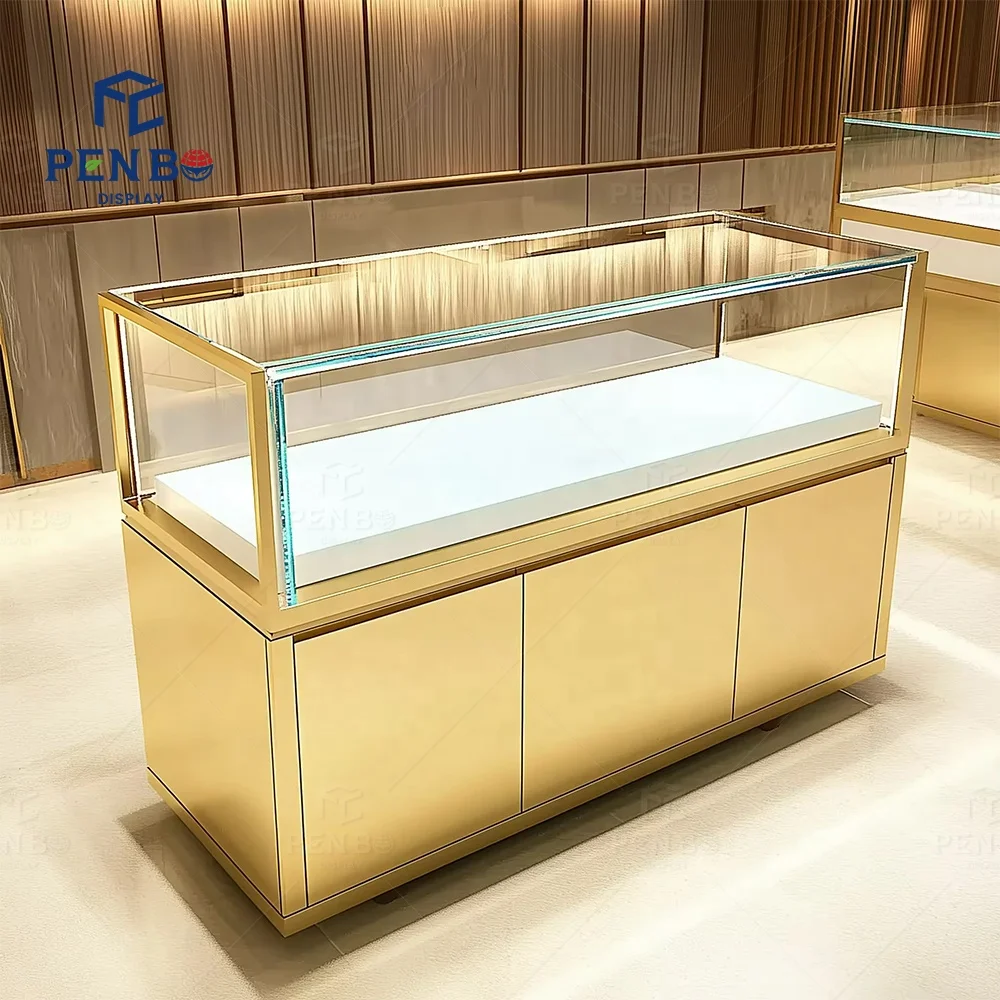 ตู้โชว์เครื่องประดับหรูหราทันสมัย ตู้โชว์เครื่องประดับไม้ MDF กระจกนิรภัย ไฟ LED โต๊ะโชว์เครื่องประดับสีทอง