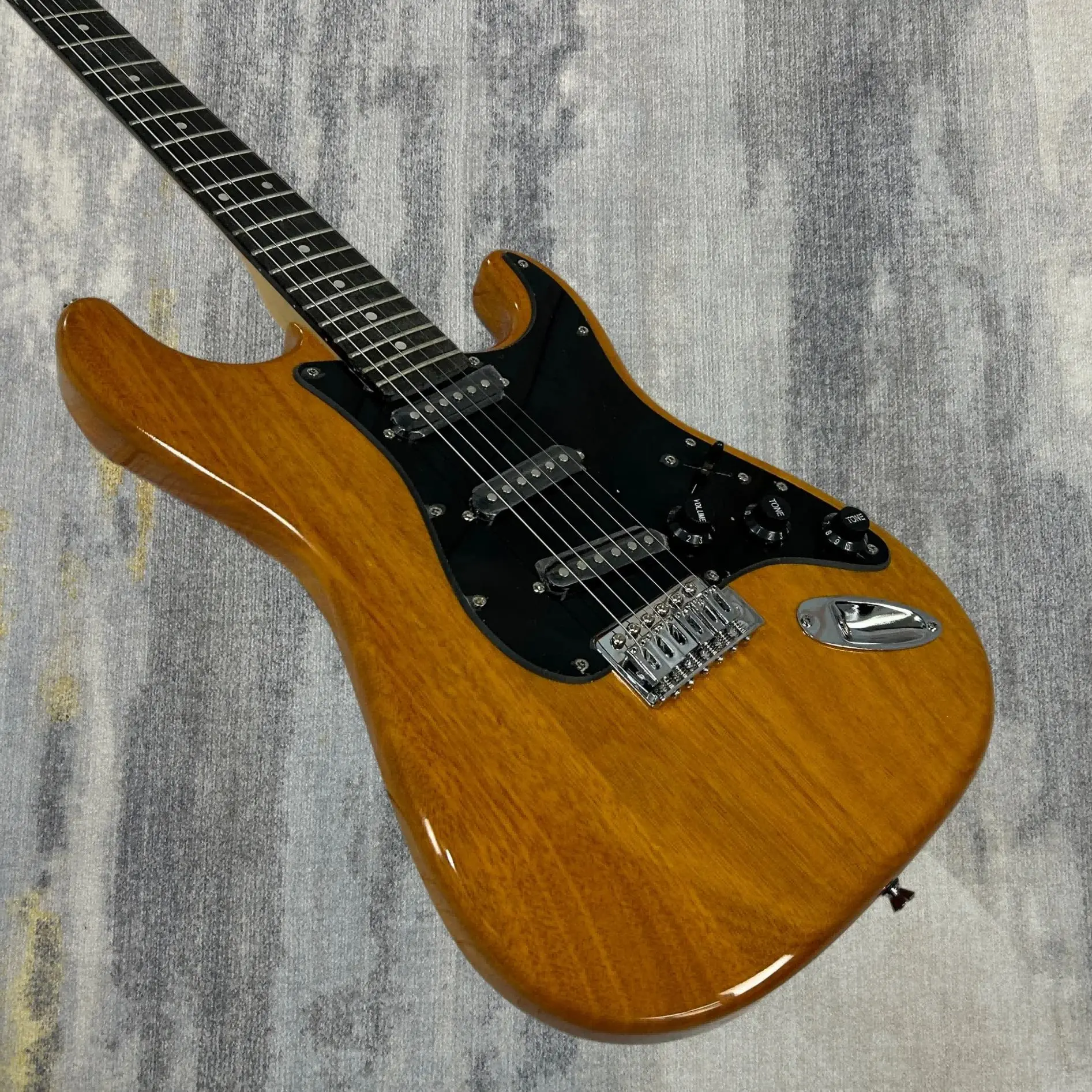 القيثارات الكهربائية ST #3