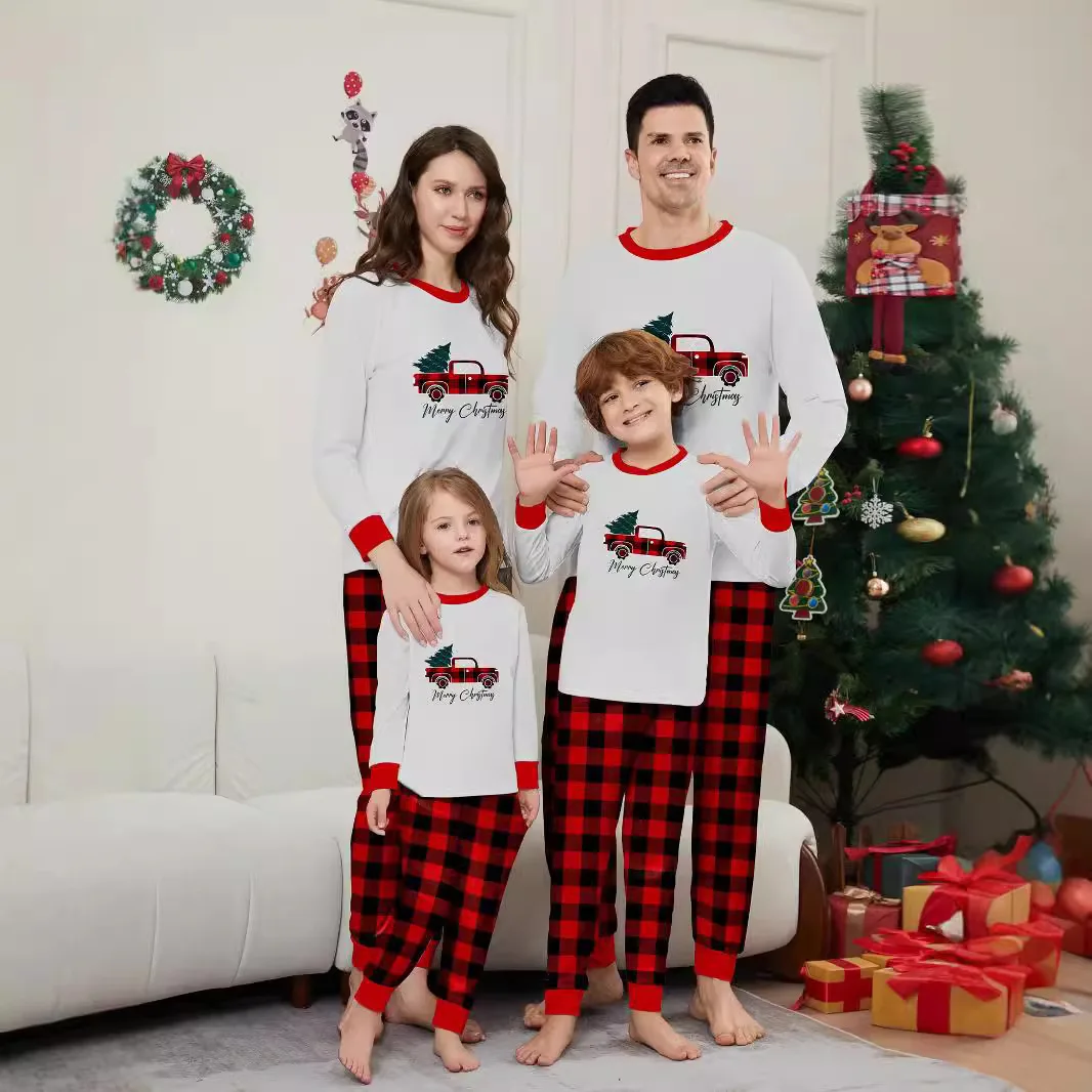 Explosive 2024 new white parent-child clothing autumn winter Christmas car printing a family of three fashion family clothing