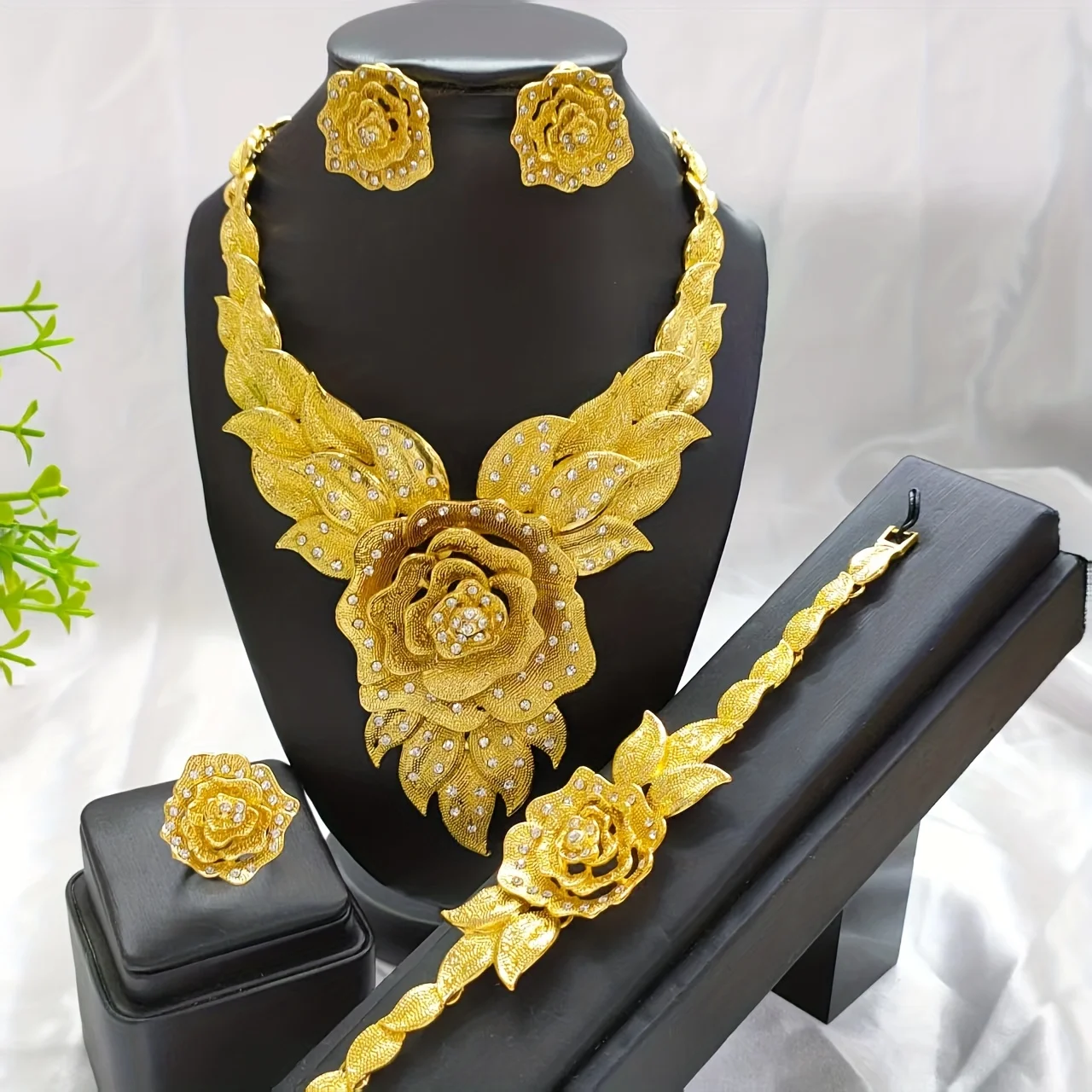 

Indian Gold Plated Jewelry Set For Women African Bridal 24K Gold Color Necklace Earrings Set Dubai Nigerian Wedding Wholesale