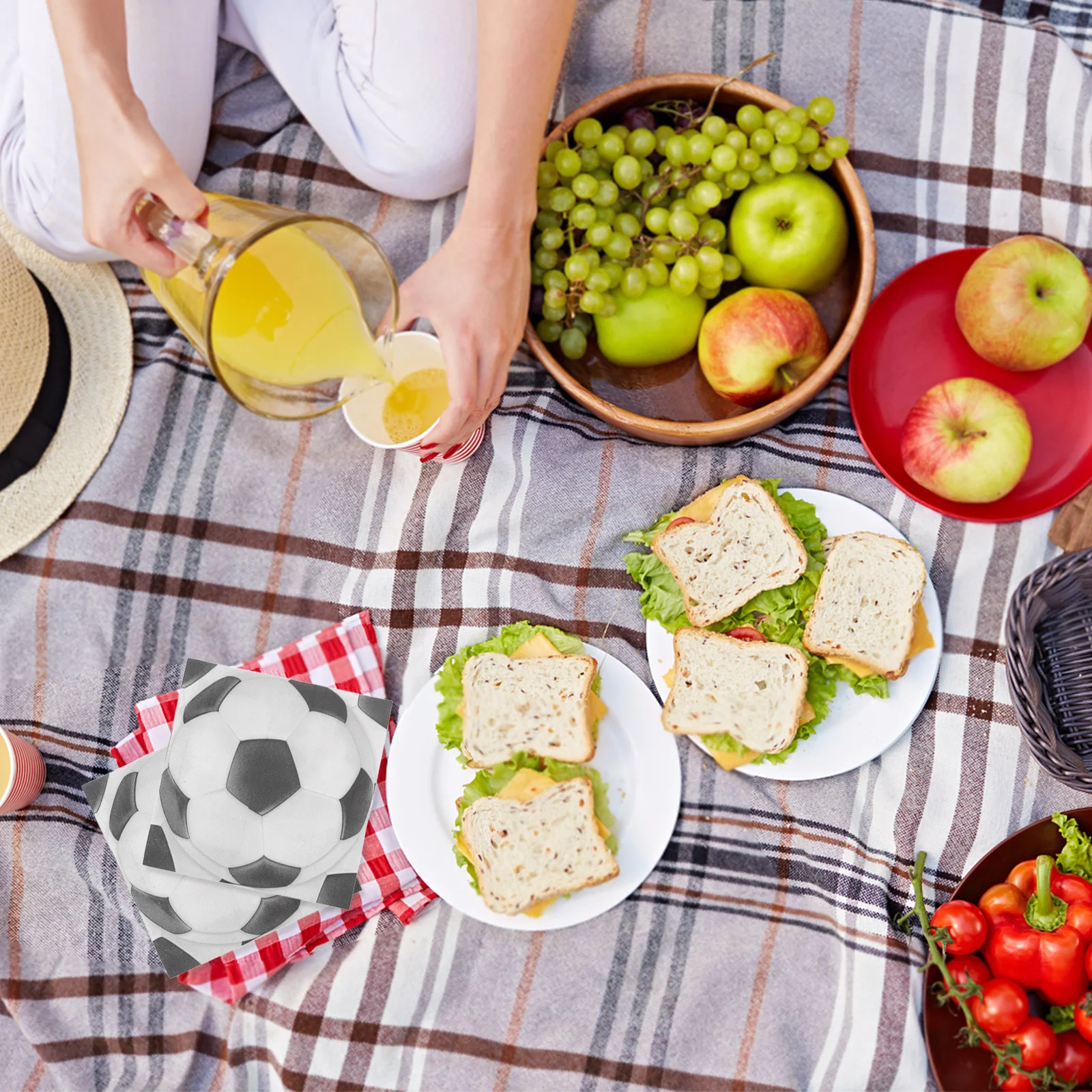 Guardanapos impressos de futebol, 20 peças, design vibratório de bola de futebol, alta absorção, uso de festa, papel grosso descartável para esportes temáticos