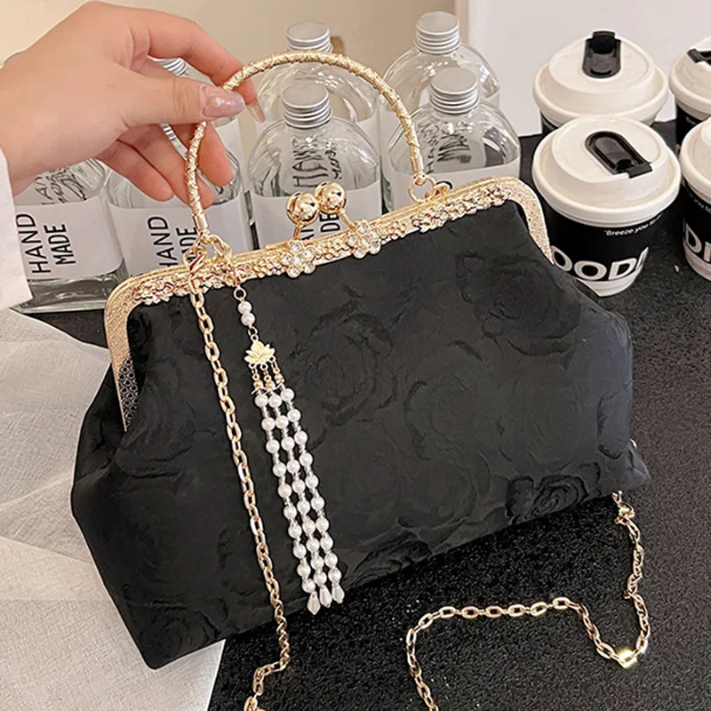 Designer Women Red Rose Chain Shoulder Handbags And Purses Wedding Clutch Flowers Beading Tassel Shell Clip Metal Crossbody Bags