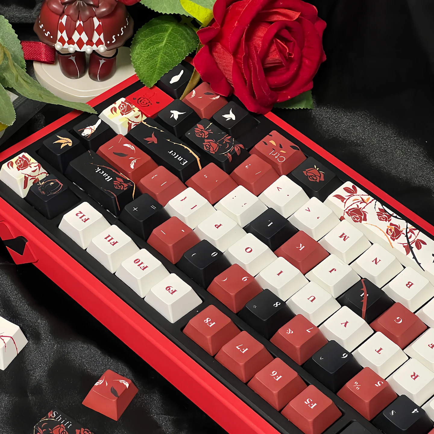 

Bramble Bird Personalized Keycap PBT Original High Value High Value Suitable for Mechanical Keyboard Hi75/87/98/104 Keys