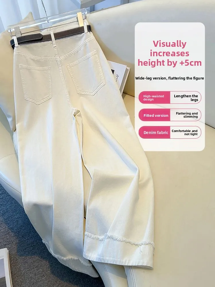 Calça jeans feminina cintura alta, lavagem leve, perna larga, longa, com bainha desfiada, ajuste solto, tendência da moda 2026