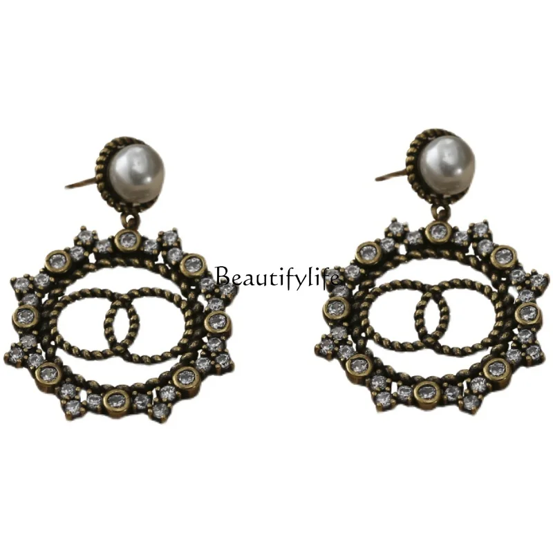 

Round retro premium earrings temperament premium earrings