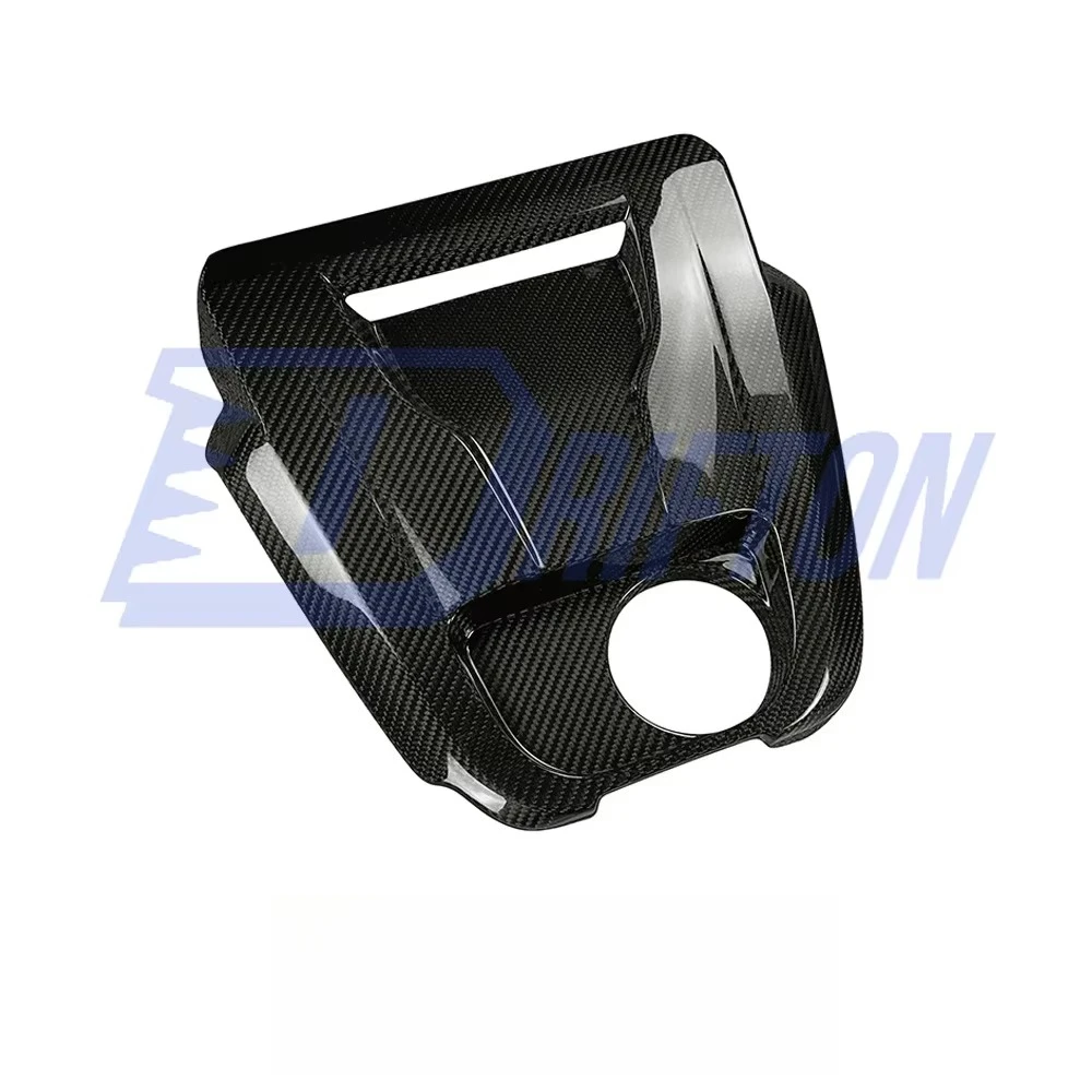 

Сменный капот из сухого углеродного волокна для Audi R8