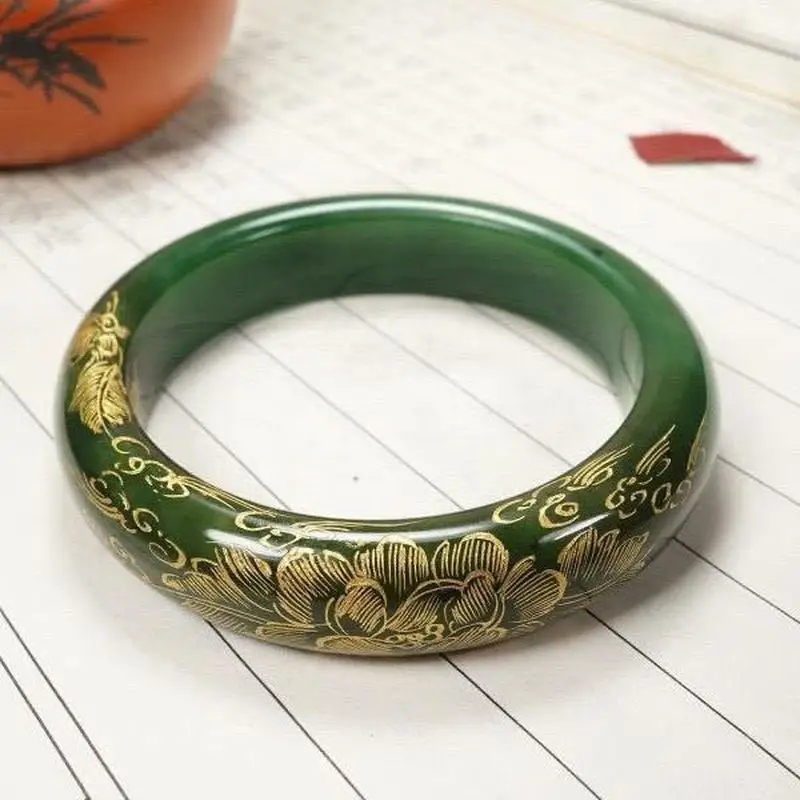 New Chinese-style jade bracelet with gold detailing for women, featuring a traditional 