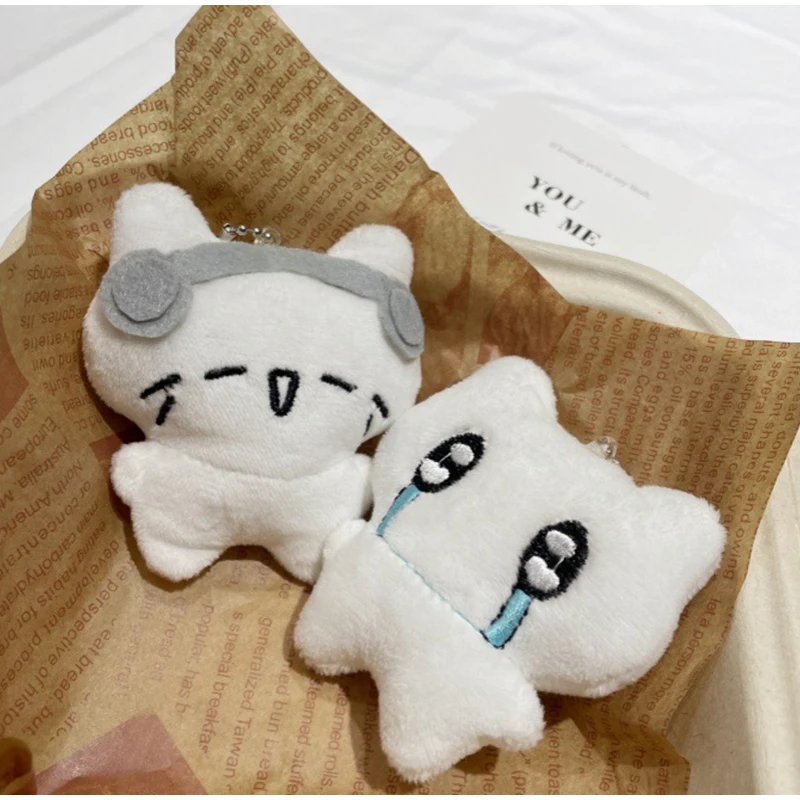 Cute Headphones Kitten Couple Keychain Mini Crying Cat Doll Plush Keyring Cartoon Dog Bee Bag Pendant Charms Backpack Ornament