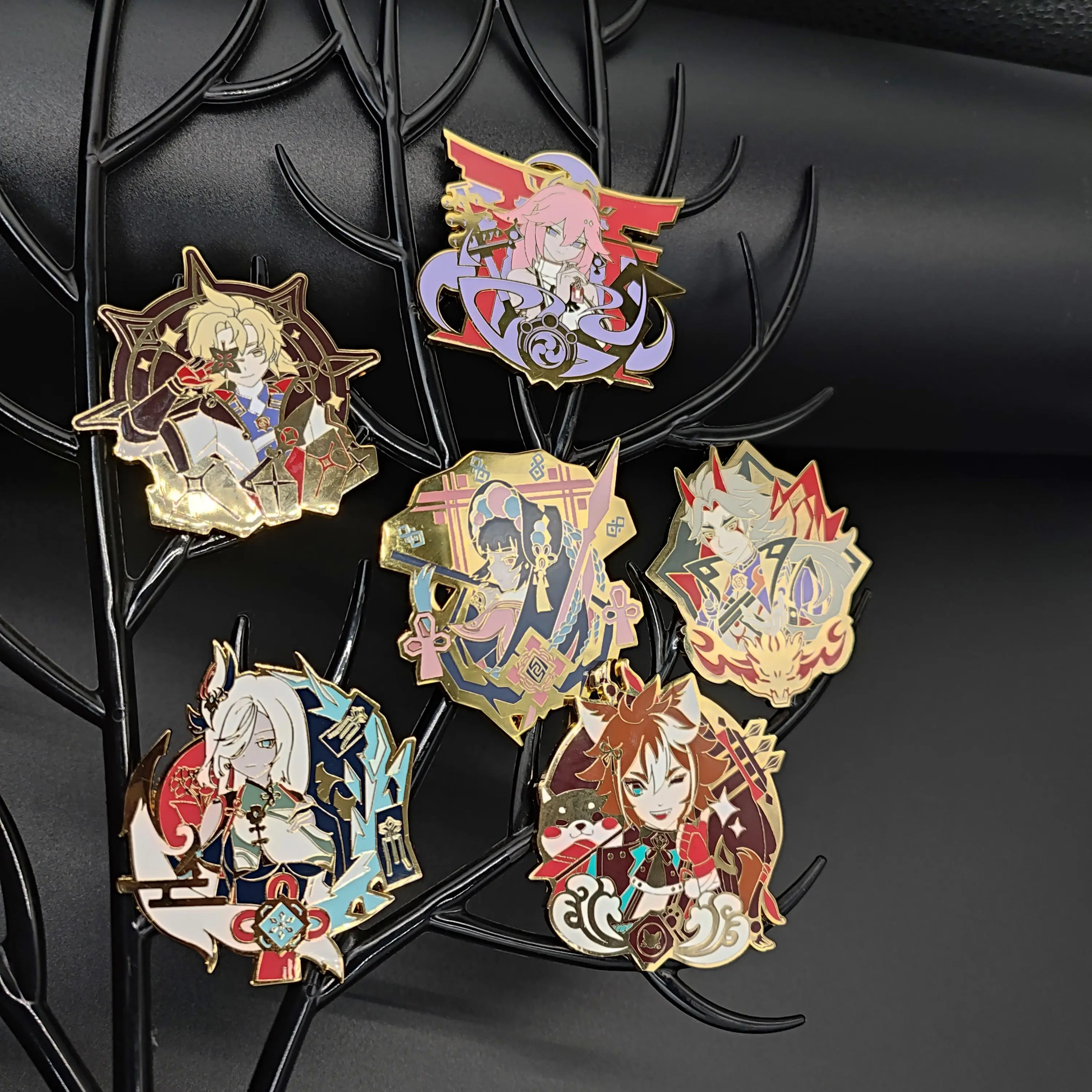 New Game Genshin Impact Account Gorou Badge Brooch Cosplay Albedo Arataki Itto Yae Kamiko Metal Pin Costume Prop Accessory