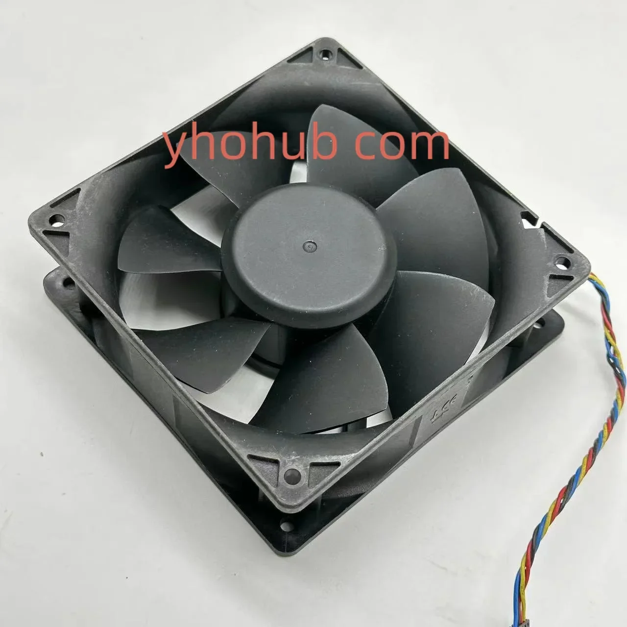 

SUNON PSD1212PMB1-A (2).B3817.F.GN Вентилятор охлаждения постоянного тока 12 В 24 Вт 120X120X38 мм