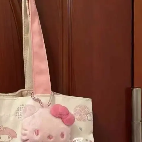 LLavero Kawaii de Hello Kitty Sanrio, bonito colgante de mochila de dibujos animados, accesorios de decoración, llavero, muñeca, juguetes, regalo de cumpleaños