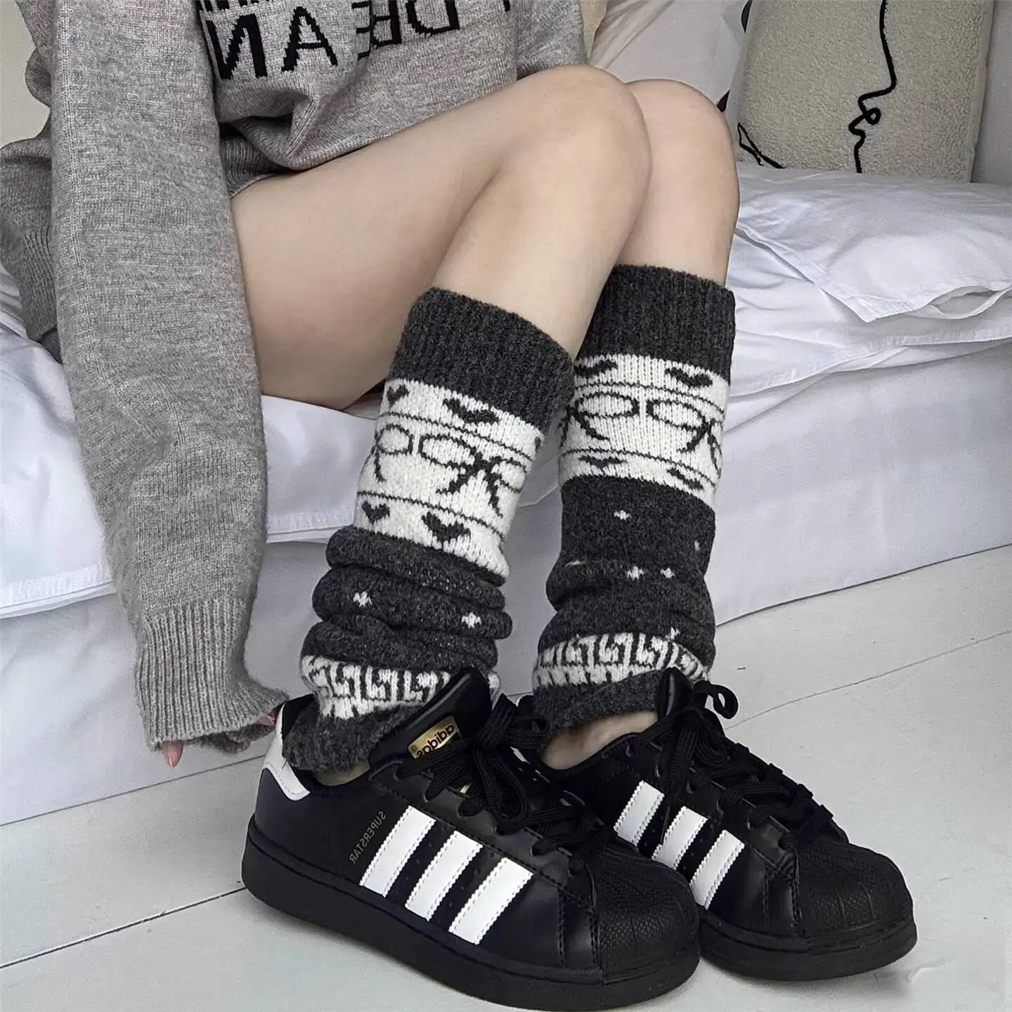 Y Demo Thickened Warm Bowknot Retro Socks Harajuku Fashion Pattern Knitted Flared Leg Warmers