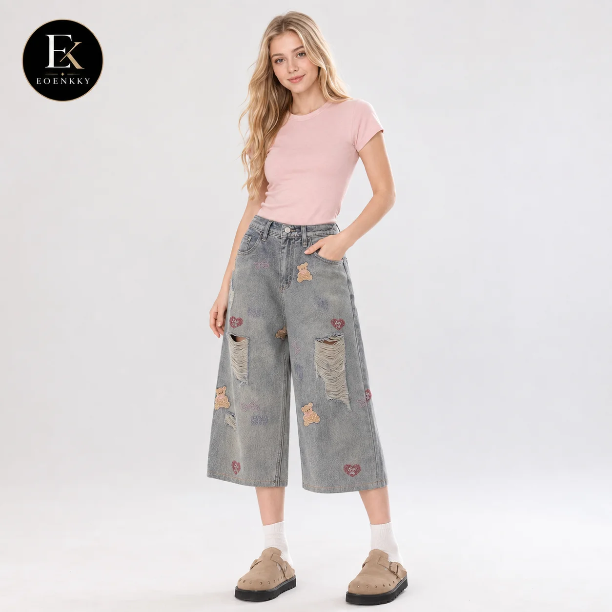 EOENKKY Women High Waist Wide Leg Jeans Teddy Bear Embroidery Distressed Cropped Capri Denim Pants Plus Size Casual Gray