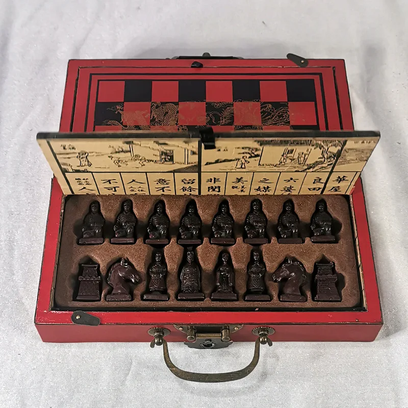 Antique Portable Chess Box International Chess Set Resin Three-Dimensional Terracotta Army Chess Piece Wooden Folding Chessboard