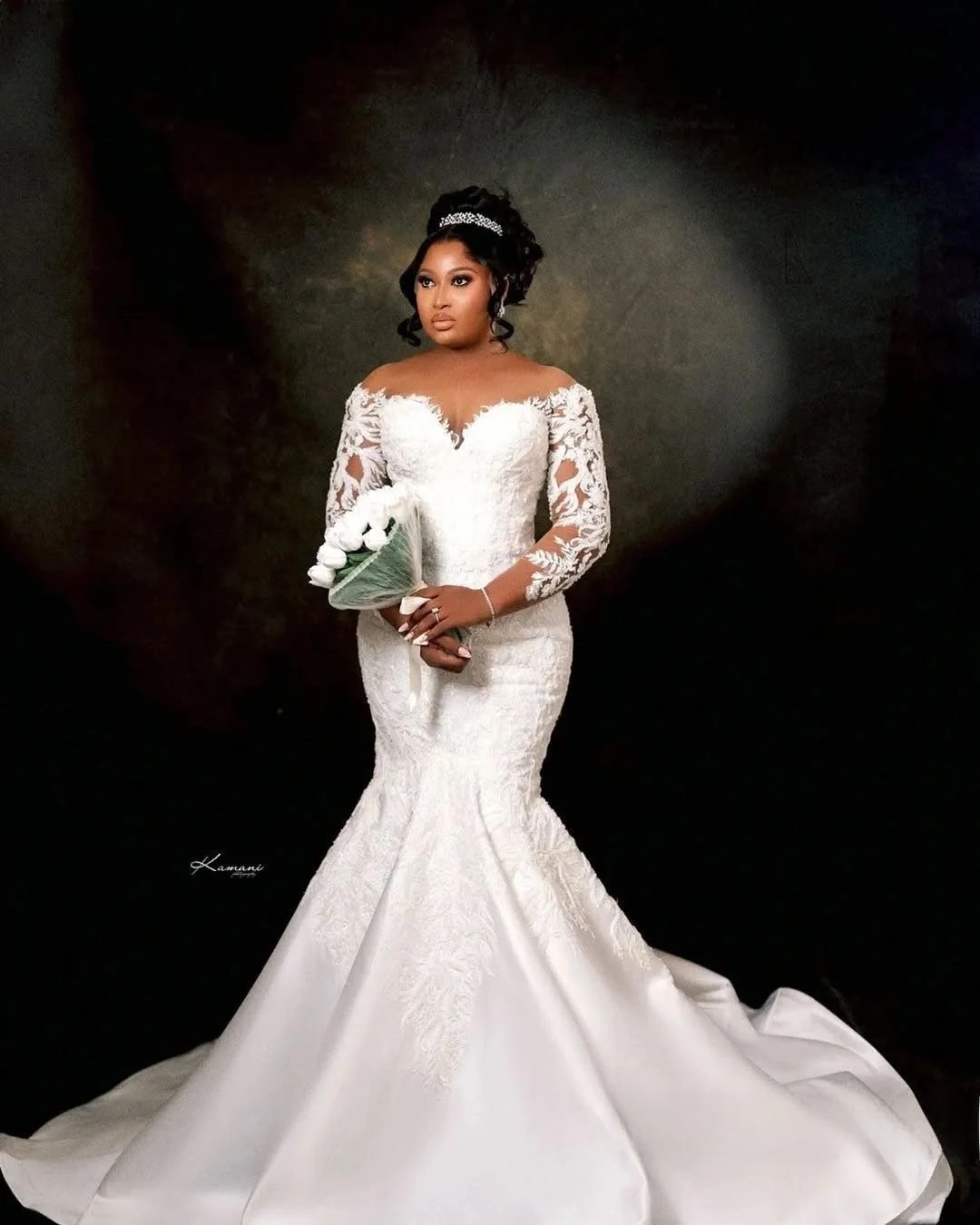 Suknia ślubna Aso Ebi z prześwitującym dekoltem, aplikacjami z koralików i długimi rękawami w stylu vintage dla panny młodej, suknia ślubna Robe De Mariée.