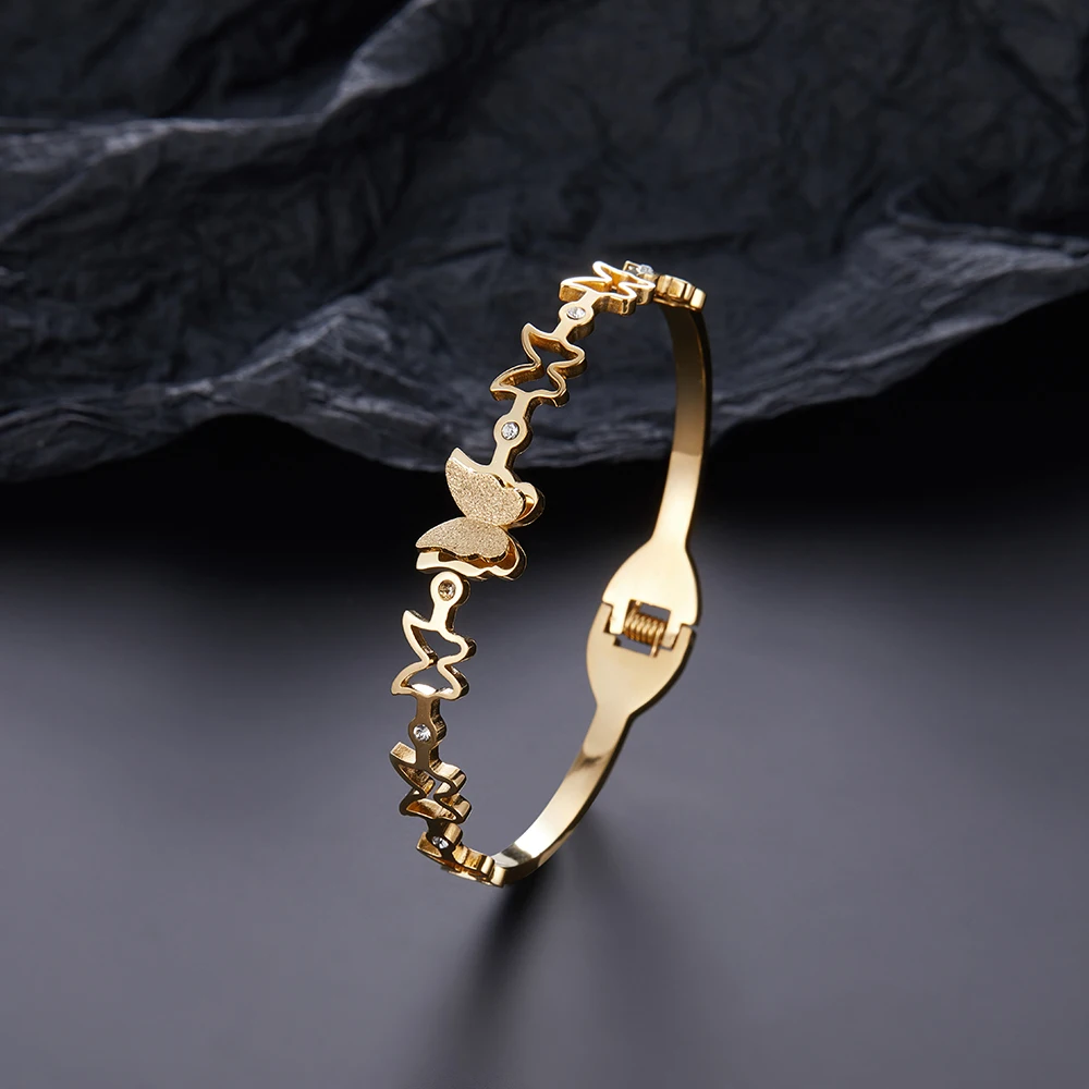 

Hollow Butterfly Bracelet Stainless Steel Bracelets for Women Trendy Charm Bangles Jewelry Accessories Gifts Free Shipping