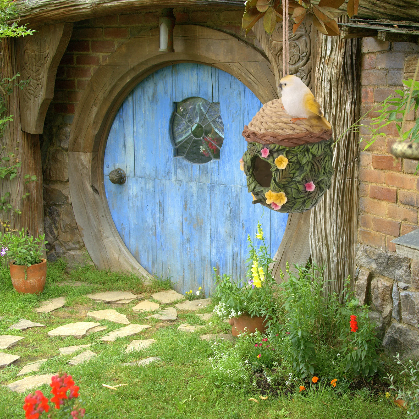 

Hanging Bird Nest Resin House Garden Decor Rustic Elegant Safe Hideaway Predator Escape Cold Wind Rain Snow Protection