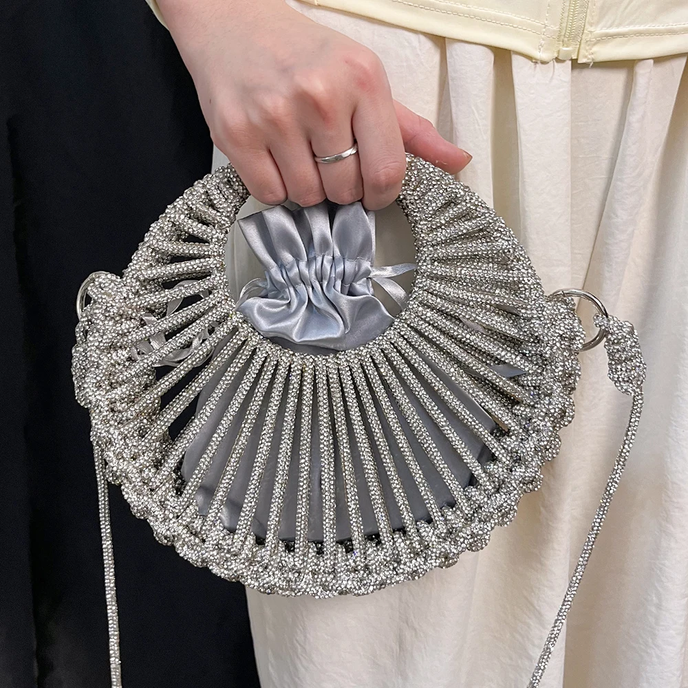 

Glitter Shiny Diamond Clutch Purse Women Handbag Luxury Handmade Circular Bag Wedding Party Banquet Bags Fashion Evening Bag