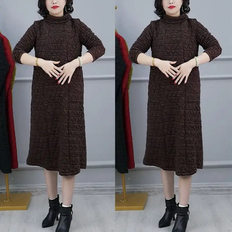 Winter New Style Retro Checkered High Neck Thick Dress Stylish High End Warm Bottom Skirt Large Fashion Solid Color Dresses