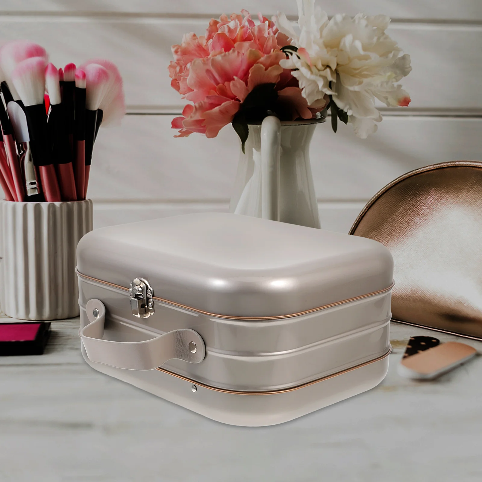 

Trinket Box Jewelry Storage Case Keepsake Tinplate Storage Box with Handle Multi-use Storage Box Jewelry Storage Container