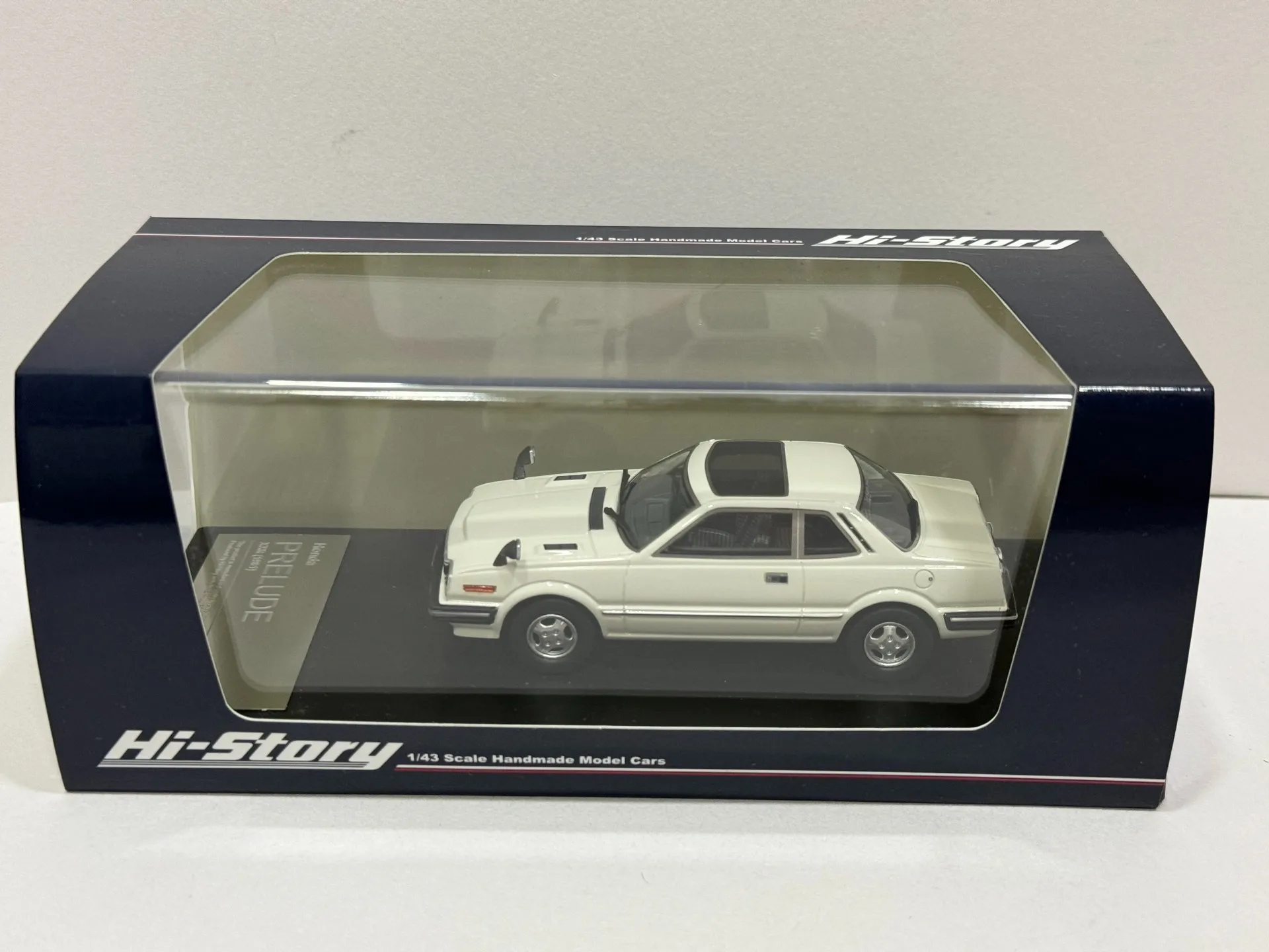 

Flaws Diecast HI Story 1/43 Scale Honda Prelude Resin Car Model Collectible Toy Gift Souvenir Display Ornament