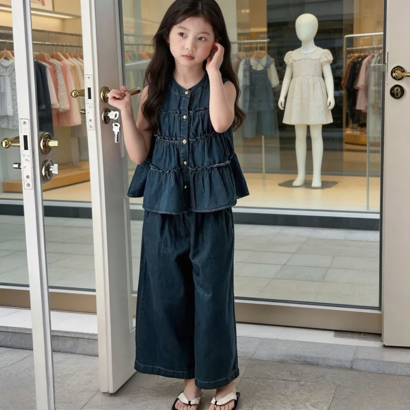 

Girls' Denim Suit2026New stylish children's summer design sleeveless top and wide-leg pants two-piece set