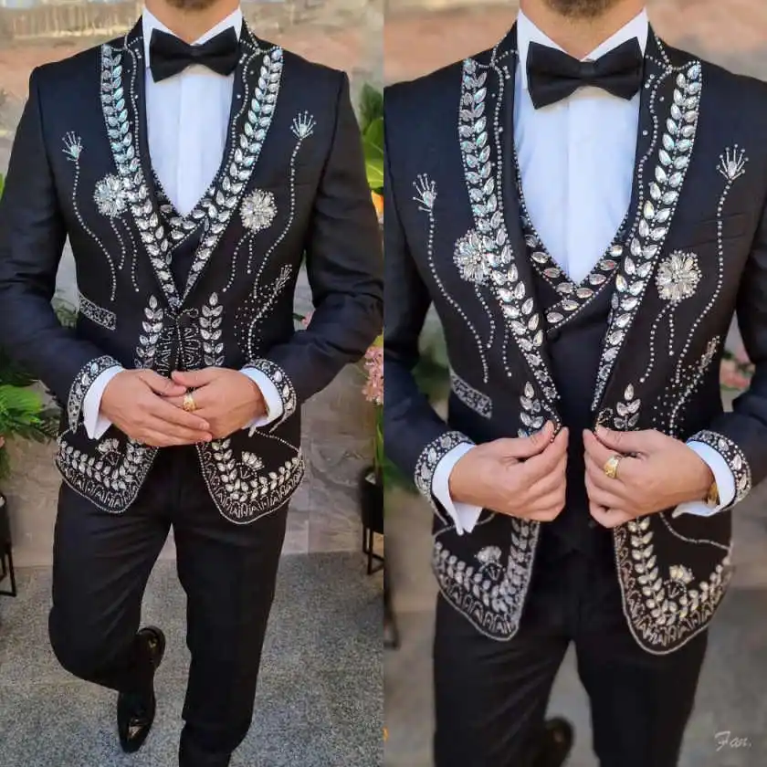 Handsome Crystal Diamond Men Suits 3 Pieces  Wedding Groom Tuxedo Glitter Peaked Lapel Male Prom Blazers Customized Costume Homm