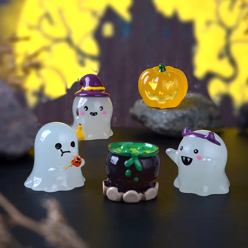 Glow In Dark Halloween Ghost Pumpkin Witch Doll Ornaments Cute Resin Cartoon Figurine Mini Tabletop Decor Halloween Room Decor