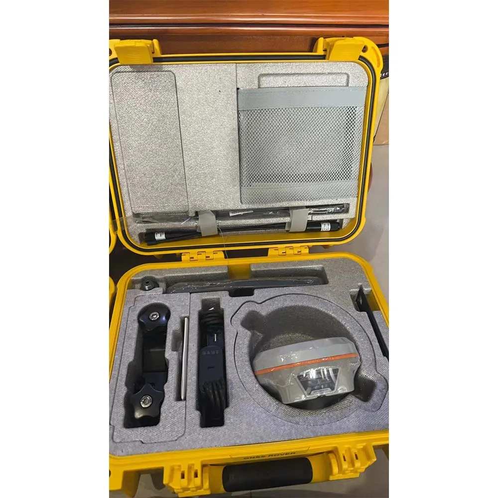 South G3 GPS Land Surveying Instrument, Rover and Base, Language Switchable, Integrated Transceiver Farlink Radio Protocol