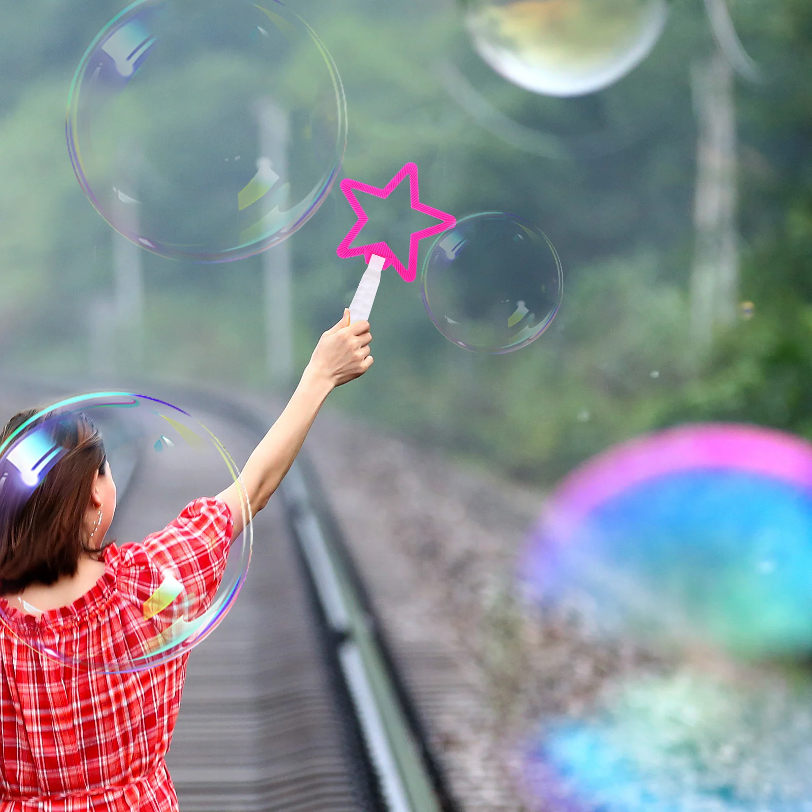 

4pcs Bubble Set Colorful Bubbles Maker Outdoor Party Favors Child Safe Long Lasting Blow Bubbles