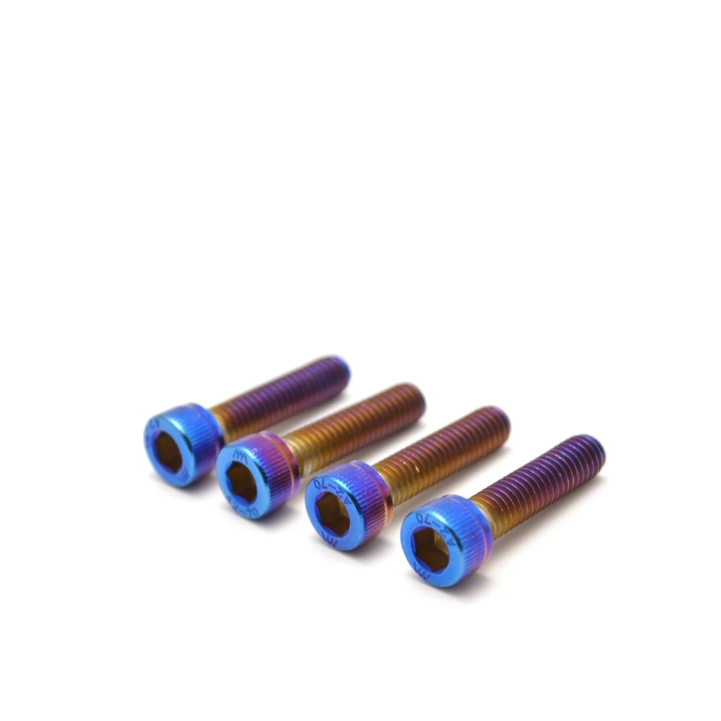 4Pcs Suitable for Kawasaki ZX4R NINJA500/400 ZX10R/636 Yamaha YZF R1 R3 R6 R7 R15 R25 R1M rearview mirror screws