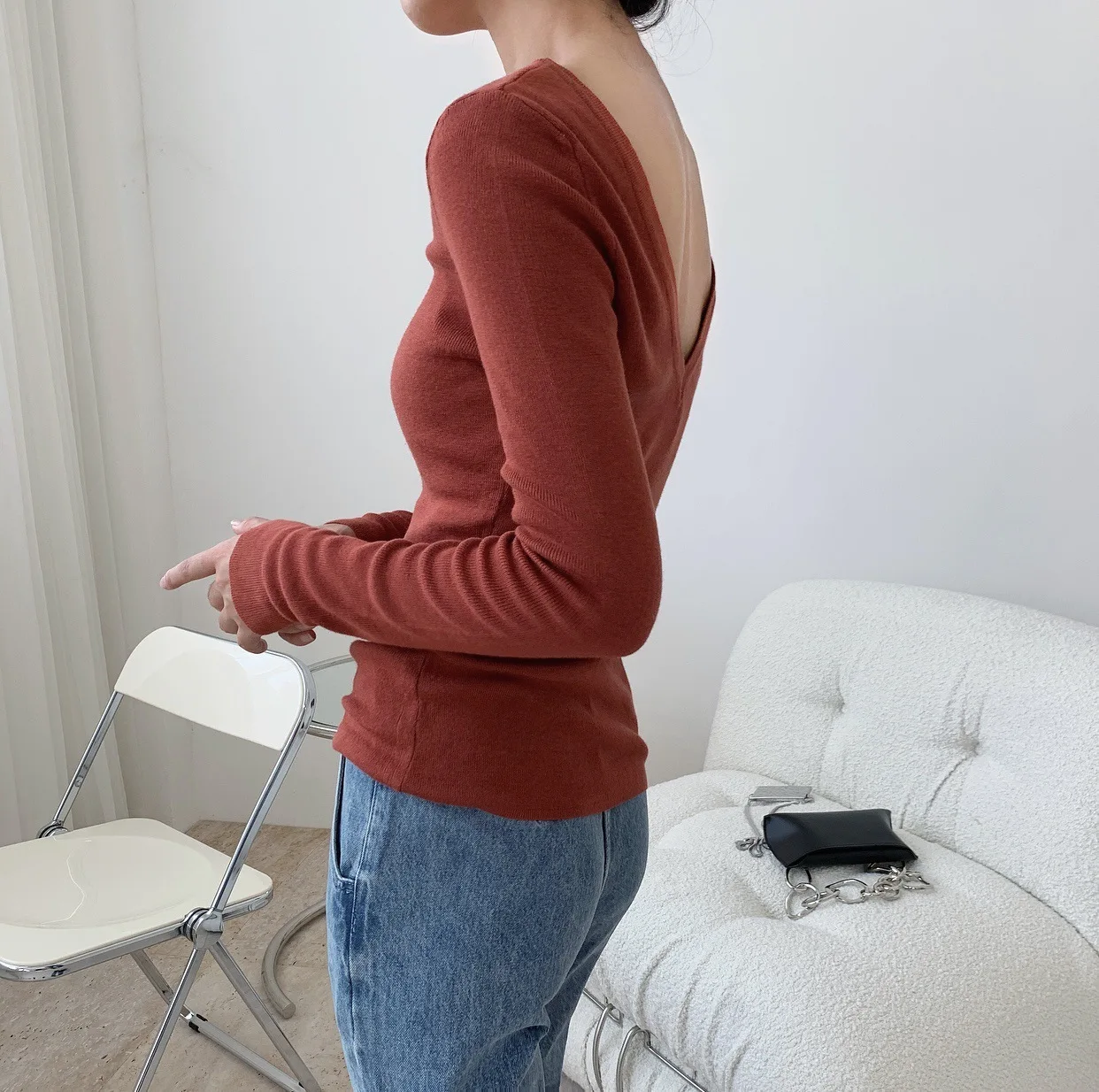 UMI MAO Дизайнерский свитер Корейская версия Осенний новый темпераментный трикотаж в стиле блоггера Slim Fit Модный женский топ с эластичной подошвой