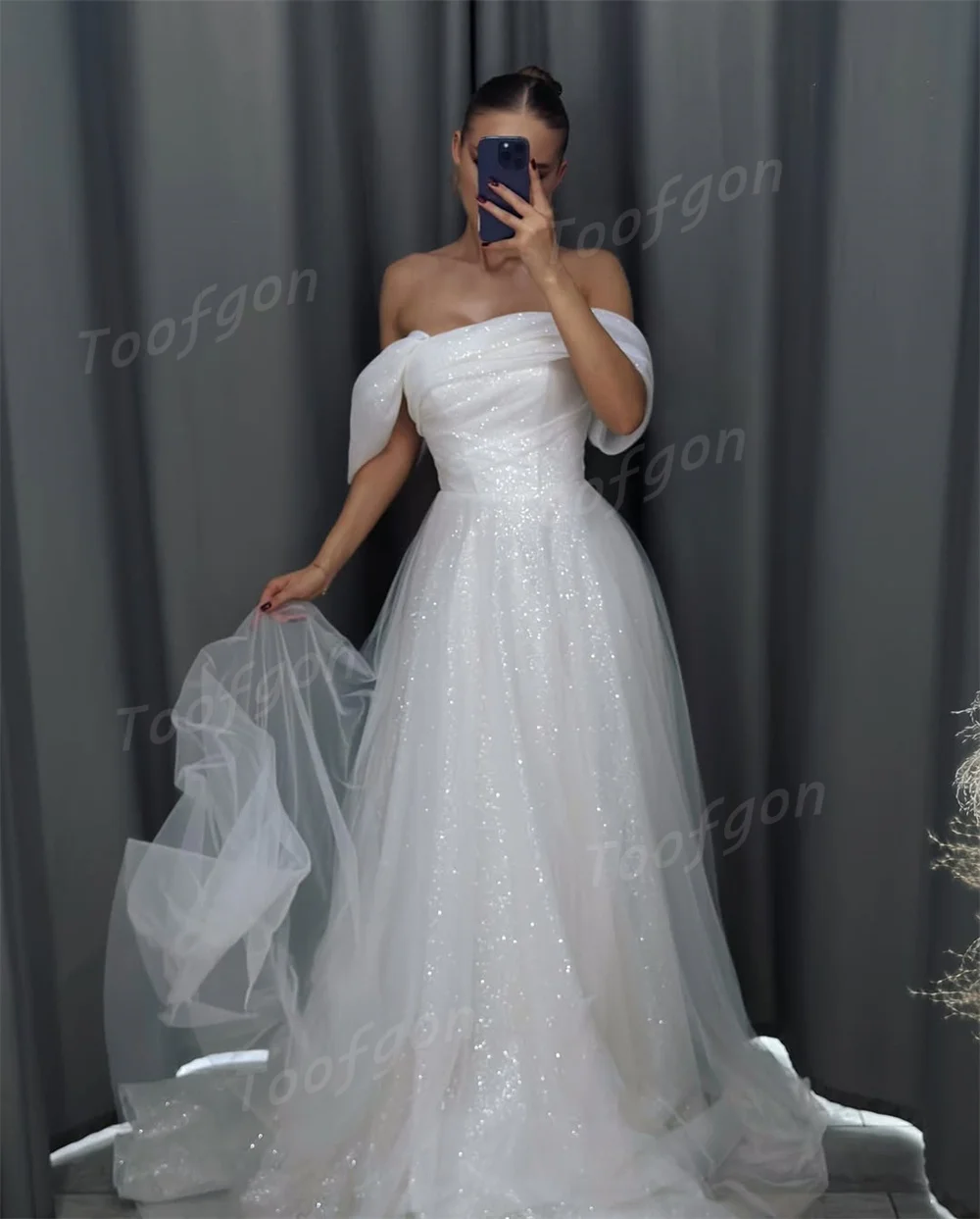 Toofgon بريق تول لامع فساتين الزفاف قبالة الكتف غاردن الطية سباركلي فستان العروس مخصص مشد عارية الذراعين زي العرائس