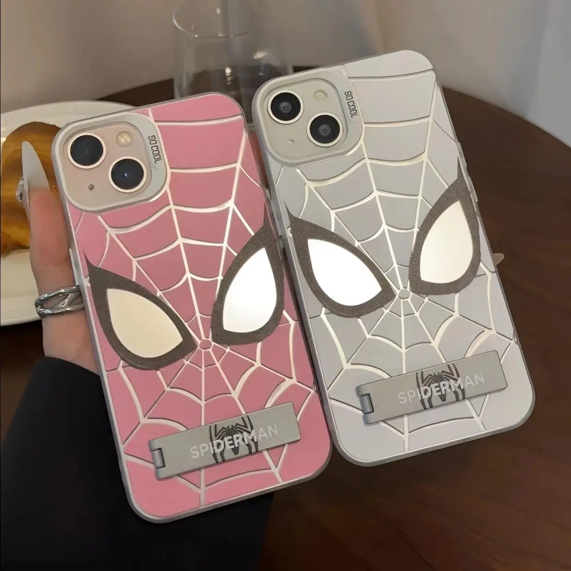 Marvel Spider Man white Super Cool Spider Eye Phone Case For iPhone 15 14 13 12 11 Pro Max XR XS 78Plus MINI Y2K Soft Back Cover