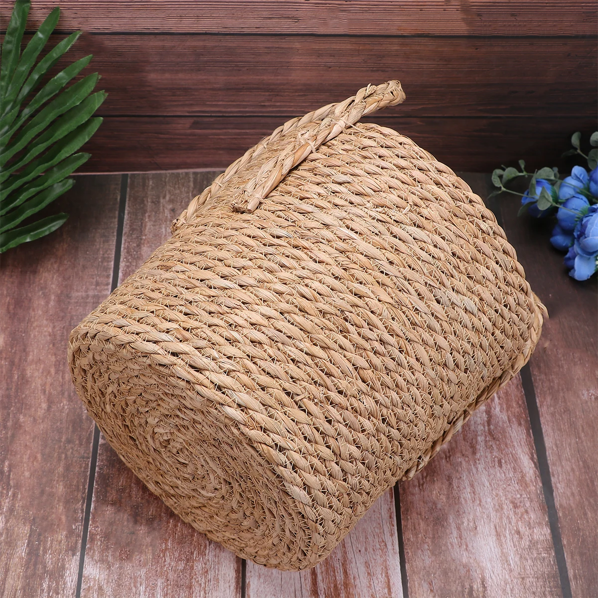

Multipurpose Storage Basket Woven Linen Material Heavy Duty Plant Holder with Double Handles for Living Room Bedroom Light Brown