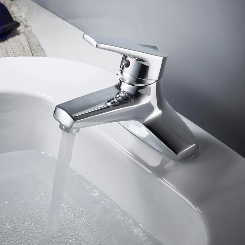 Basin Faucets Wall Mounted Hot Cold Water Double-hole Spout Mixer Tap Bathroom Triple Valve Bath Concealed Shower Tap Hardware