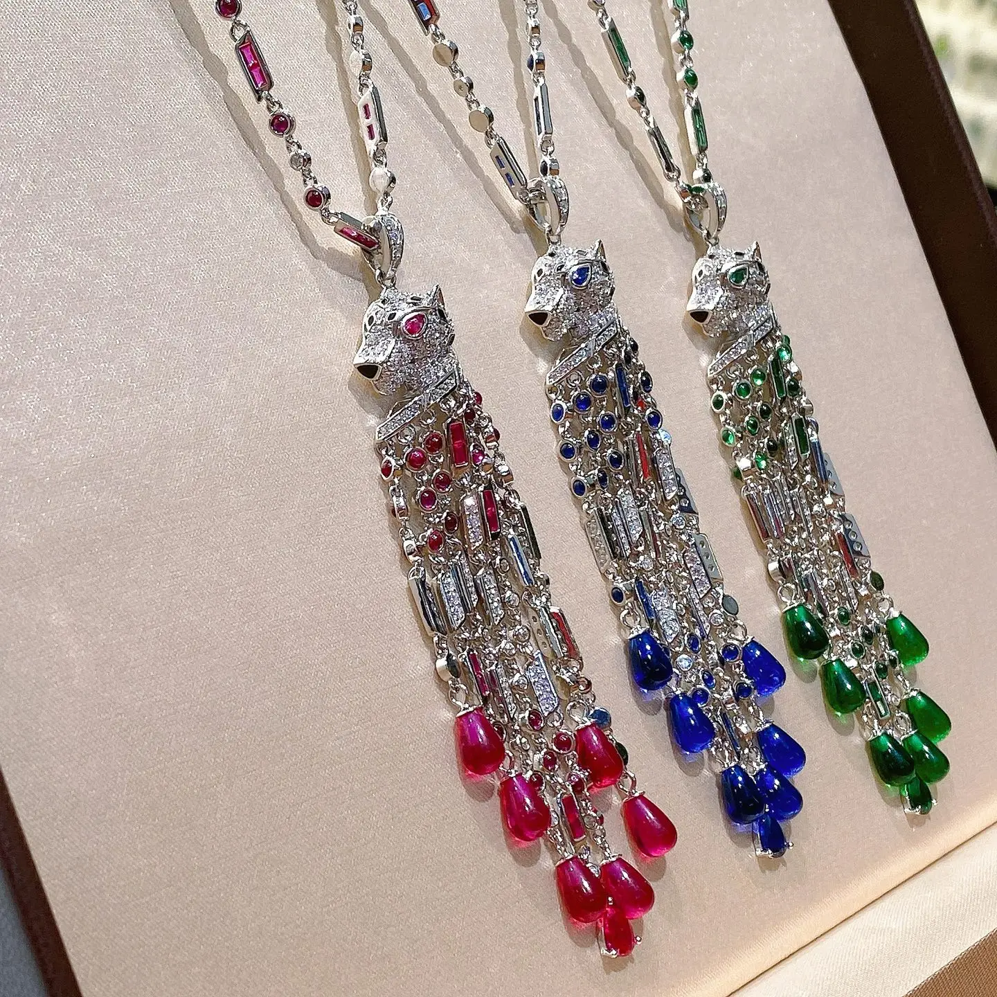 

Luxury 925 Silver Green Red Ruby Long Tassel Necklace for Women Black Spot Panther Pendants Argent 925 Necklaces Leopard Jewelry