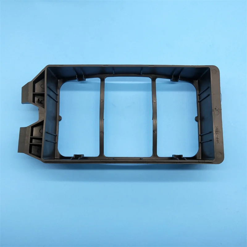 For NISSAN 2005-2010 TIIDA LIVINA SYLPHY 1.6 Air Filter Housing Cover Air Filter Bracket