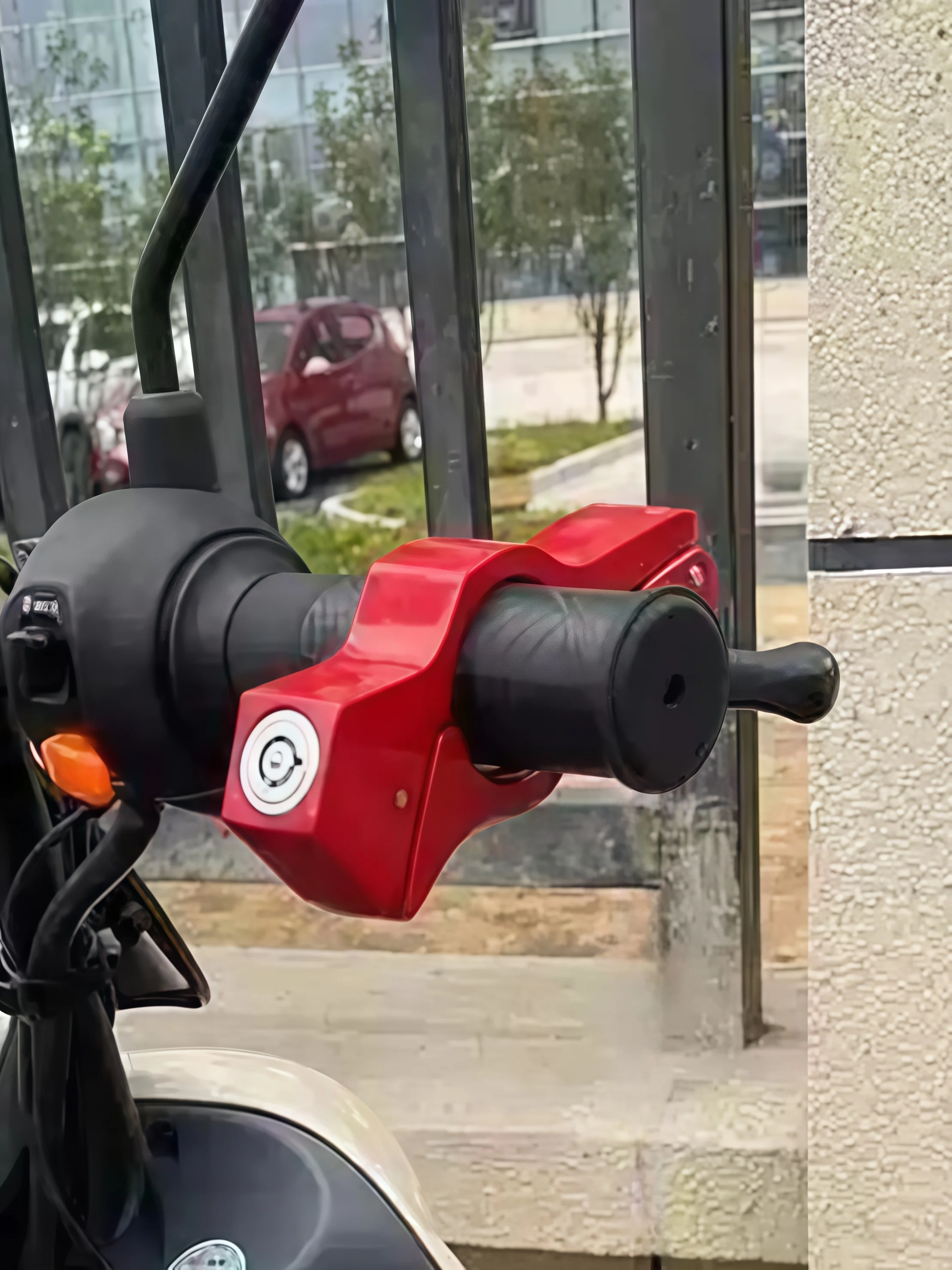 AliExpress Motorcycle & Bicycle Handlebar Lock Heavy Duty Steel Anti-Theft Lock for ATV/Dirt Bike/Street Motorcycles/Commuter Bikes Univers