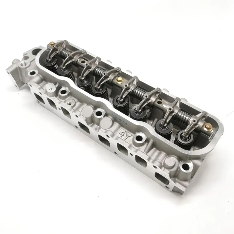Complete Cylinder Head For Toyota 4Y Engine 5FG 6FG 7FG Forklift